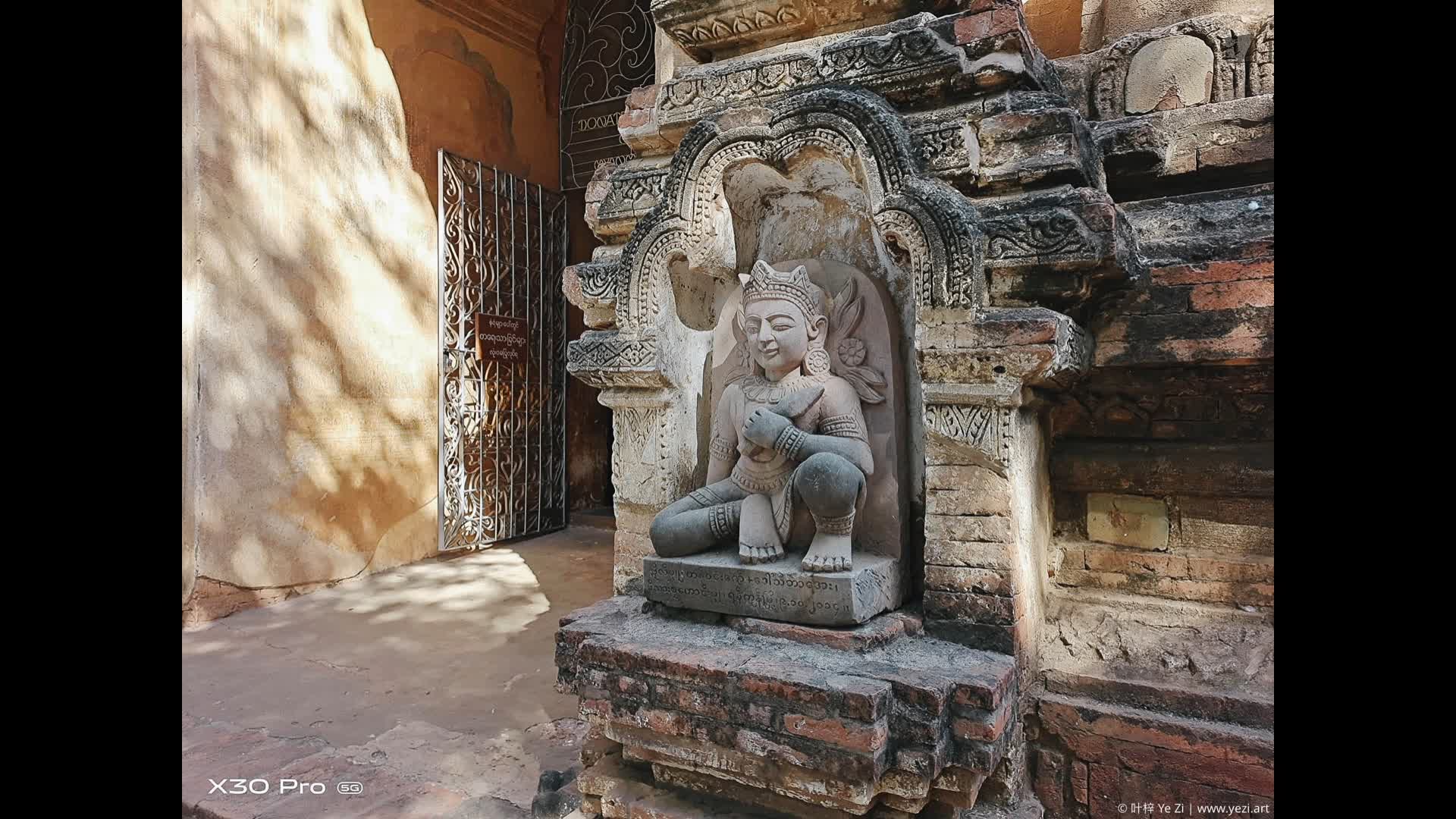 [1.28]--杀个回马枪，终于拍到了喵星人的英气 -更多资源访问【www.xfzyk.cn】.mp4.jpg