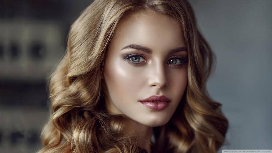 blonde_woman_with_curly_hair-wallpaper-1920x1080.jpg